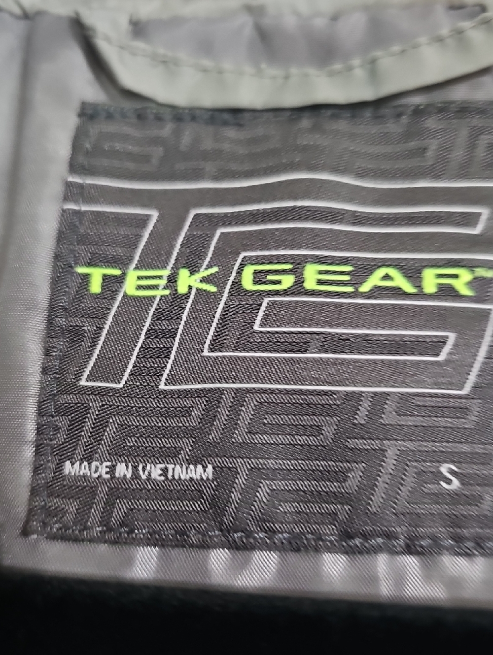 Tek Gear Light Gray Quilted Sleeveless Puffer Vest - Picture 4 of 4